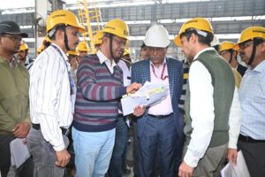 मुख्य रेल संरक्षा आयुक्त ने किया बरेका का निरीक्षण, तकनीकी बारीकियों और सुरक्षा मानकों को परखा