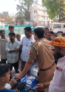 गोतस्करों की मुखबिरी का शक: युवक की पीट-पीटकर हत्या, पुलिस जांच में जुटी