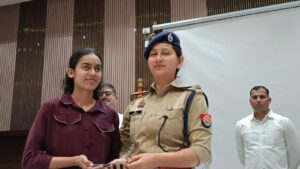 लेडी सिंघम’ नीतू काद्दयान की अगुवाई में बड़ी सफलता, 121 लोगों को लौटे खोए मोबाइल