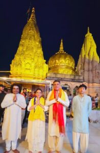 काशी: बाबा विश्वनाथ के दरबार में नतमस्तक हुए अभिनेता बोमन ईरानी, बोले— कल्पना से कहीं अधिक अद्भुत है काशी 2026