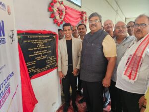 क्वींस कॉलेज में स्थापित एAI रोबोटिक्स लैब 