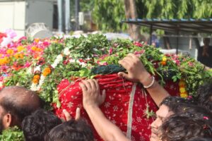 वाराणसी में भगवान जगन्नाथ की भव्य डोली यात्रा, हर-हर महादेव और जय जगन्नाथ के जयघोष से गूंजा मंदिर परिसर -2026