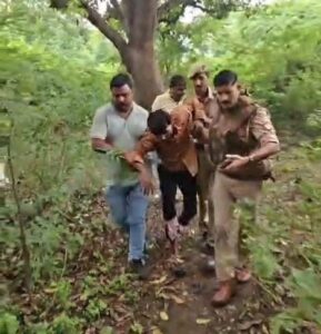 रामनगर बाईपास पर पुलिस और कथित पशु तस्कर के बीच मुठभेड़, 1 के पैर में गोली लगने से आरोपी गिरफ्तार
