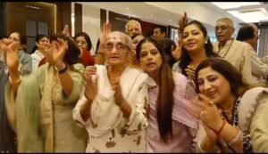 व्यास पं. शिवम शुक्ला महाराज
एकेएस पैलेस