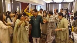 व्यास पं. शिवम शुक्ला महाराज
एकेएस पैलेस