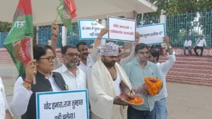 रविदास घाट
चुनाव आयोग
ज्ञानेश कुमार