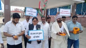 सपा कार्यकर्ता
ज्ञानेश कुमार
CEC