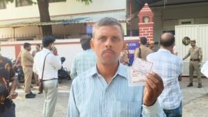MLC चुनाव गोपी राधा बालिका विद्यालय