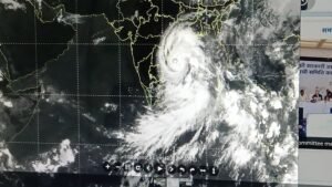 चक्रवात 'अर्णब