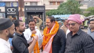 समाजवादी पार्टी
स्नातक एमएलसी चुनाव
 एमएलसी आशुतोष सिंहश्रीकाशी विश्वनाथ मंदिर